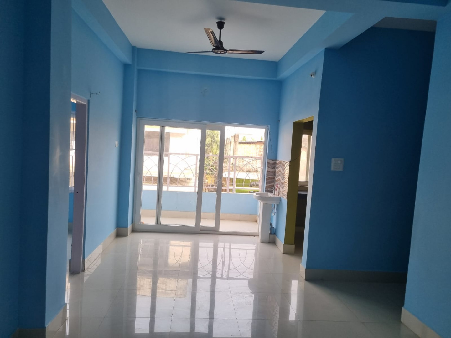 Unfurnished 3bhk in Fakharuddin Ali Ahmed Road, Barbari Village, Guwahati, Assam, India for Rent